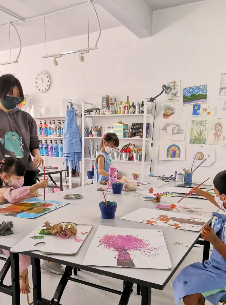 Children painting during a class at Wondrous Art Studio, Kota Damansara