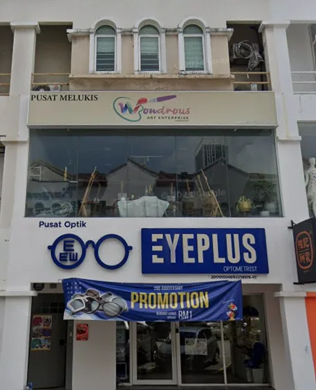 Wondrous Art Studio shopfront in Kota Damansara
